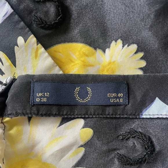 Fred Perry silk floral colored halter top size US 8 - Picture 4 of 4